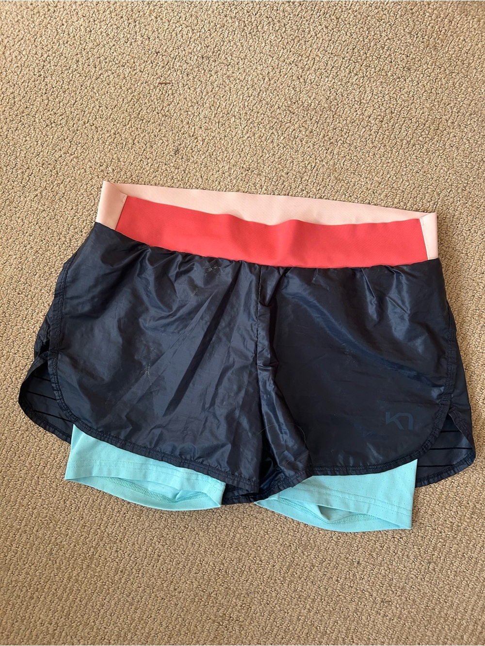 Kari Traa shorts, super cute, great condition. Fun colors! size: medium